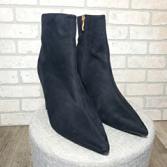 JUST FAB Seude Heeled Ankle Booties Size 9.5 - Picture 2 of 12